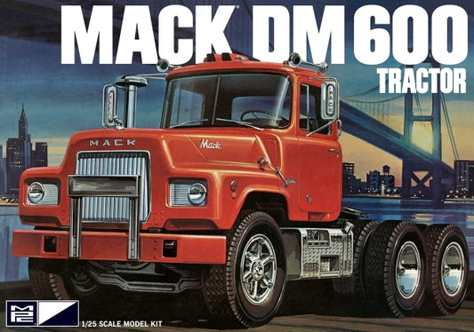 Mack DM600 Tractor